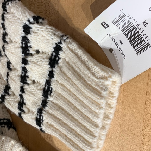 Women’s size 3X Fall’s Creek novelty stitch sweater in off‎ white and black. - Picture 5 of 6